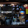 無人機の飛行に必要な設定はタッチバネルで直感的にコントロールできる。