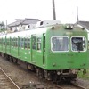 銚子電鉄線を走る列車。