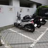 日本自動車会館に用意されている二輪車駐車場は4台分