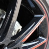 MiD【RMP Racing R25】ホイールリム径：18インチ／リム幅：8.0J／インセット：45／カラー：ブラック リムレッドライン／装着タイヤサイズ：225/40R18