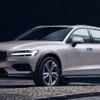 ボルボ V60クロスカントリー