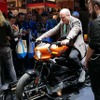 電動バイク「LiveWire」の展示では、電動バイクのモーターを開展させて加速フィーリングを味わうことができた