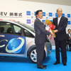 明電舎で i-MiEV の納車式…今年度は10台購入