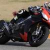 RSV4 Factory（スーパーバイク世界選手権マシン）。ライダーはビアッジ選手