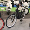 パワーライド・ツーリング。一体型モータージェネレーター変換技術によって自己充電機能を実現。3つの走行モードで、電動原付（電気のみで自走）、電動アシスト自転車、自転車としてフレキシブルに走行可能。テストライド（12月7～11日開催）に提供（東京モーターショー11）。
