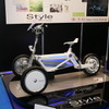 岐阜県のベンチャー企業、D Artが出品した三輪EV、スタイル（東京モーターショー11）