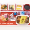 JAL、新しい機内食を提供