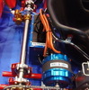 モータの回転は、スプロケットギアを介して減速され、タイヤに伝わる仕組み