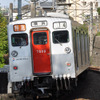 相鉄は4月27日のダイヤ改正で新種別「特急」の運転を開始。写真は運転開始当日の、7000系電車による横浜行き特急
