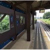 新花巻駅釜石線ホームの改修後のイメージ。「星めぐりの歌」の歌詞と登場する星座を壁面に配置する。