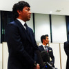 Eクラスを手にした長野久義選手（2014ヤナセ・ジャイアンツMVP賞贈呈式、2014年12月24日）
