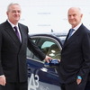 VWのマルティン・ヴィンターコルン社長（左）とフェルディナント・ピエヒ氏（右）