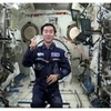 きぼう」の船内実験室から交信イベントを行う油井宇宙飛行士