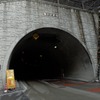 釜トンネル国道158号側入口