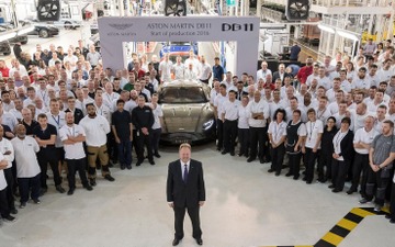 アストンマーティン DB11、英国工場で量産開始 画像