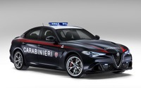 アルファロメオ ジュリア 新型、イタリア警察に配備…510馬力ターボ仕様 画像