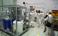 JAXA、ISS補給機「こうのとり」6号機で輸送するISS用バッテリーを公開…GSユアサ製 画像