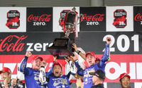 【鈴鹿8耐】ガチンコ勝負の展開でヤマハが昨年以上の強さを発揮、チームワークでつかんだ連覇 画像