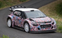 【WRC】シトロエンの2017年型マシン、初の舗装路テスト 画像