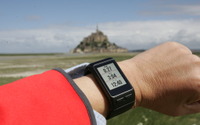 【GARMIN vivoactiveJ HR インプレ前編】光学式心拍計とGPS機能を内蔵する、ハイスペックフィットネスバンド 画像