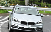 【BMW 225xe アクティブツアラー 試乗】シッカリ者のママがいるファミリーにオススメ…まるも亜希子 画像