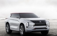 【パリモーターショー16】三菱、次世代SUV GT-PHEV コンセプトを世界初公開へ 画像