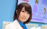 【東京モーターショー15】コンパニオン…自動車標板協議会 画像