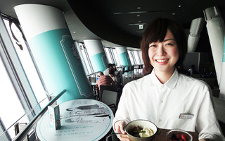 東京スカイツリー地上340mで、佐藤麻里子と“眺食”で「ほわっ」体験 画像