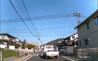 信号機のない横断歩道、歩行者がいるのに9割以上のクルマが止まらない…JAF調べ 画像