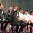 GT500クラスのドライバーや監督たちのトークセッションに臨んだ近藤監督。