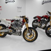 867万円の『COLLECTOR Edition-C』（左）と690万円の『COLLECTOR Dirt Track Style』