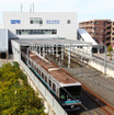 埼玉高速鉄道線の浦和美園駅。通常は使用していない臨時ホームを「酒場」にする。