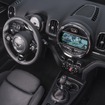 新型MINIクロスオーバー