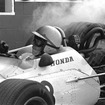 1967年、ホンダF1で走ったサーティース氏。