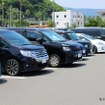 夏の日差しにの中に止めた車は、乗り込むのをためらわせる