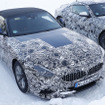 BMW Z4 次期型。隣にはトヨタスープラの姿も