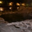 天ヶ瀬温泉の河原にはこのようにいくつもの野天風呂がある。