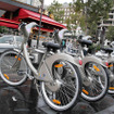 パリ自転車シェアリング1周年---1日1500台修理回収
