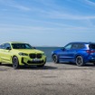 BMW X4 Mコンペティション（左）とBMW X3 Mコンペティション（右）