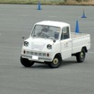 1966年ホンダT360。ホンダ初の4輪自動車でDOHCエンジンを搭載