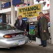 フォードがトウモロコシ燃料スタンド設立を援助