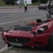モスクワで事故を起こし、車両が2つに切断されたフェラーリ612スカリエッティ