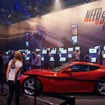 ドイツ・ケルンで開催の「gamescom」会場にフェラーリ『F12ベルリネッタ』を展示