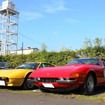 フェラーリ・308GTB（左）とフェラーリ・365GTB/4 デイトナ