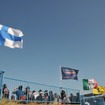 贔屓のドライバーやチームの旗がひらめく。レッドブル、フェラーリ、ロータスの人気が目立った
