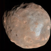 マーズ・リコネッサンス・オービターが撮影した火星の衛星フォボス