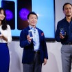 ドコモのiPhone 6は新料金プランでの使用が必須となるが、加藤社長は「複雑に思えるが、店頭でのコンサルタントを強化したい。長く使うとお得になる」と強調する。