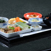 エミレーツのファーストクラスとビジネスクラスで提供される日本食
