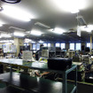 JALエンジニアリング 商品サービスセンター アビオニクス整備部 無線課の作業スペース