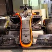 ホンダF1記者会見で展示された、マクラーレン・ホンダ『MP4-30』